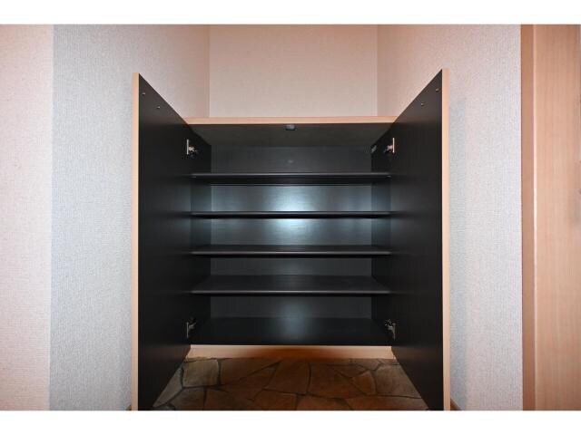 奈良駅 バス16分  大和ハウス前下車：停歩4分 2階の物件内観写真