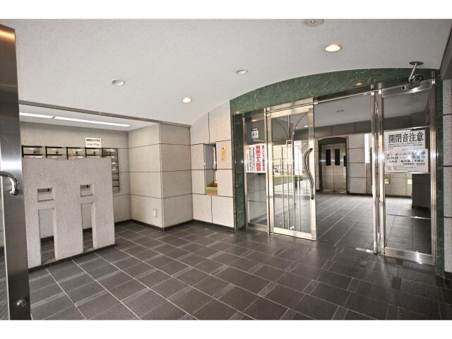 新大宮駅 徒歩3分 2階の物件外観写真