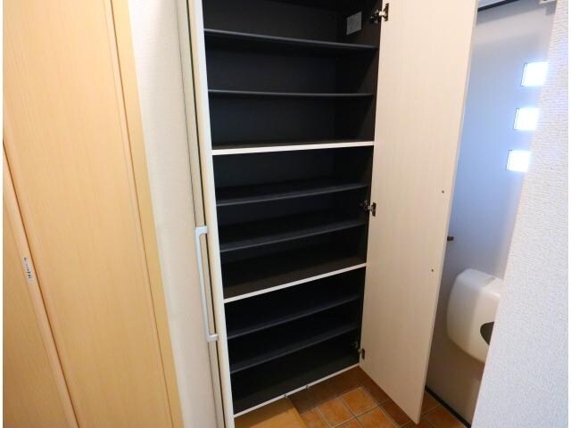 近鉄奈良駅 バス16分  梅美台7丁目下車：停歩3分 1階の物件内観写真