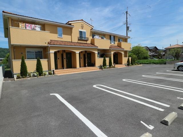 加茂駅 徒歩5分 1階の物件外観写真