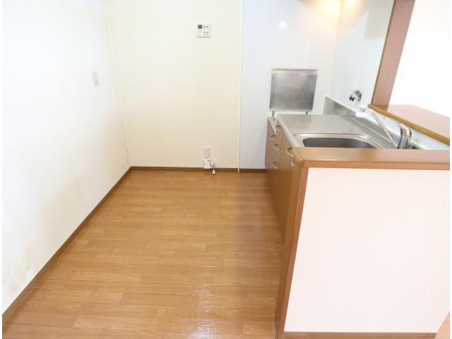 奈良駅 バス15分  八条町地蔵前下車：停歩5分 1階の物件内観写真