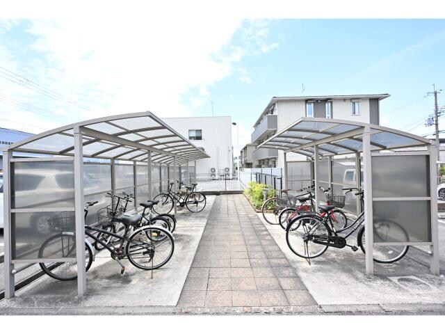 奈良駅 バス14分  西九条町下車：停歩1分 3階の物件外観写真