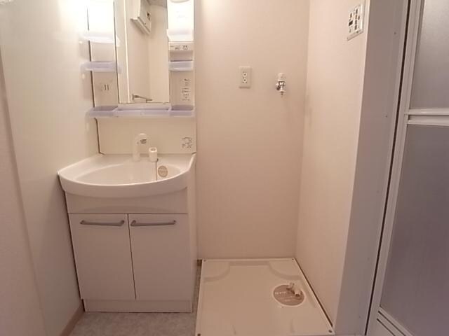 奈良駅 バス14分  西九条町下車：停歩1分 3階の物件内観写真