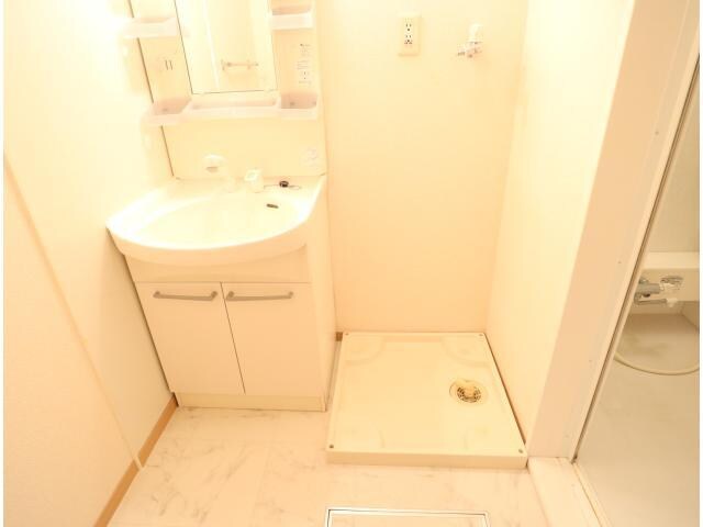 奈良駅 バス14分  西九条町下車：停歩1分 3階の物件内観写真