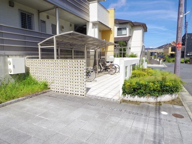 近鉄奈良駅 バス15分  梅美台５丁目下車：停歩11分 1階の物件外観写真