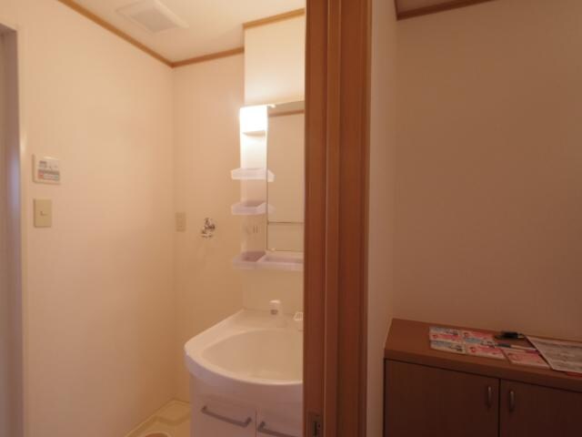 奈良駅 バス8分  南京終町下車：停歩3分 2階の物件内観写真