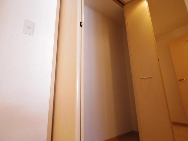 奈良駅 バス7分  南京終町下車：停歩9分 2階の物件内観写真