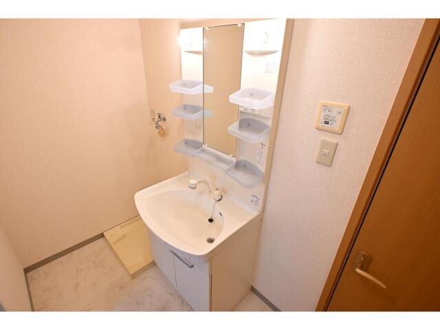 奈良駅 徒歩22分 2階の物件内観写真