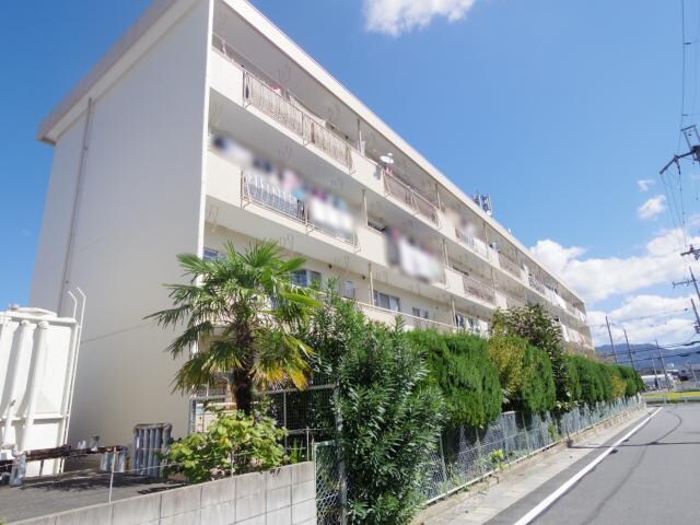 奈良県奈良市大安寺３丁目の物件外観写真