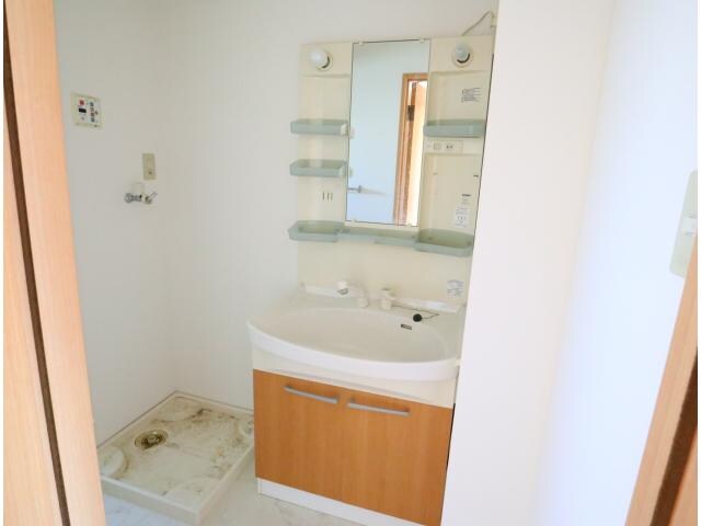 新大宮駅 バス8分  柏木町南下車：停歩3分 2階の物件内観写真