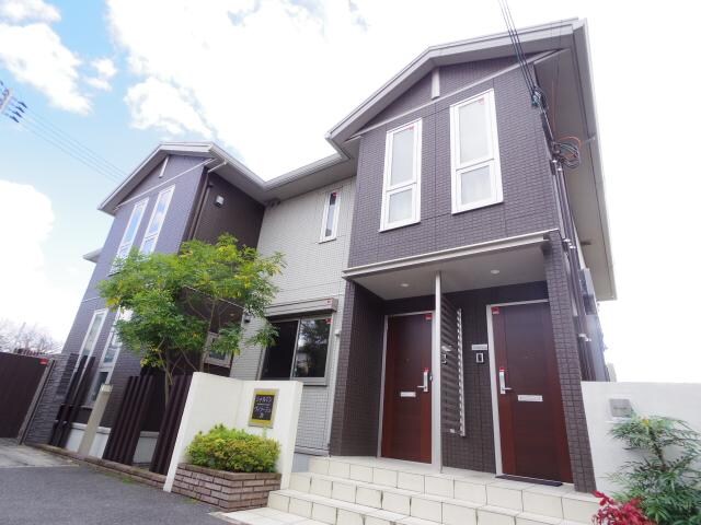 奈良県奈良市神殿町の物件外観写真