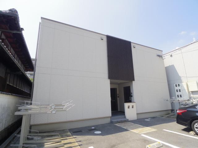 奈良県奈良市大宮町３丁目の物件外観写真