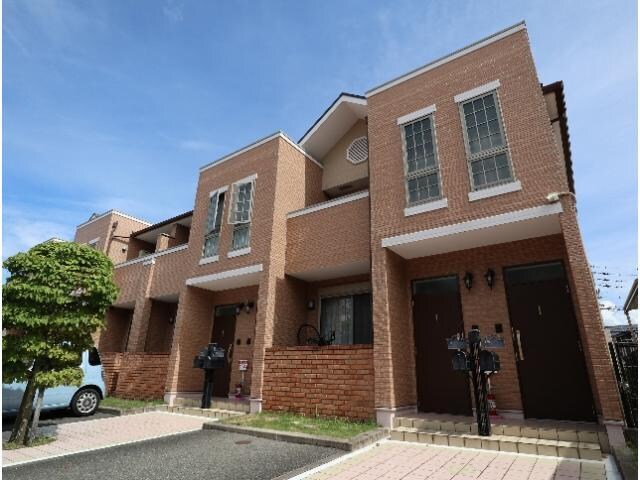 近鉄奈良駅 バス16分  梅美台3丁目下車：停歩3分の物件外観写真