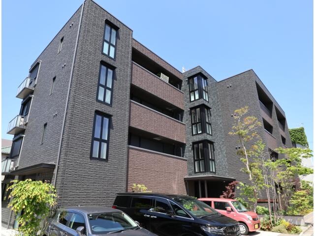 奈良県奈良市杉ヶ町の物件外観写真