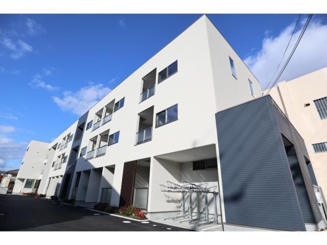 京都府木津川市木津南垣外の物件外観写真