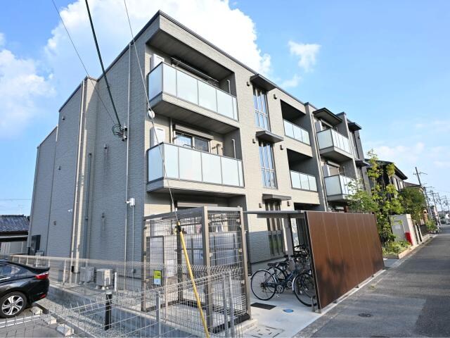 奈良県奈良市三条栄町の物件外観写真