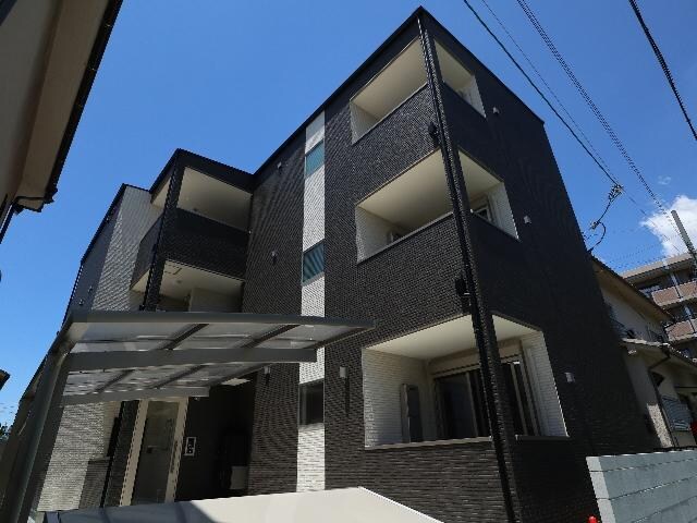 奈良駅 徒歩12分の物件外観写真