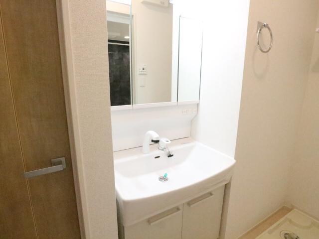 奈良駅 バス17分  萩ヶ丘町下車：停歩4分 2階の物件内観写真