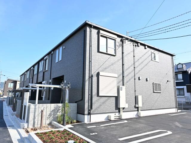 奈良駅 バス10分  宮の森町西口下車：停歩5分 1階の物件外観写真