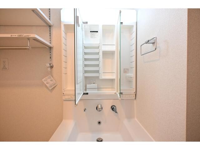 奈良駅 バス9分  北神殿下車：停歩5分 2階の物件内観写真