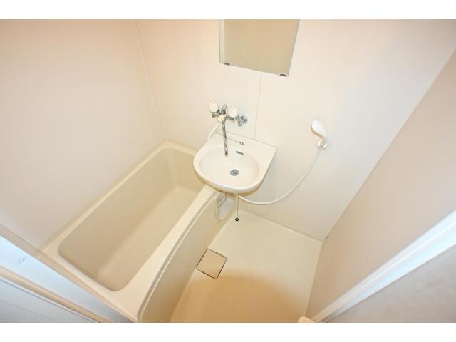 奈良駅 バス9分  北神殿下車：停歩6分 1階の物件内観写真