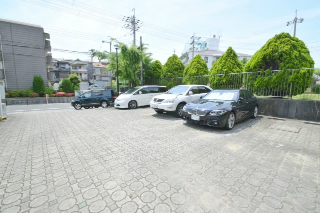 グリーンハイム千里Ⅱの物件外観写真