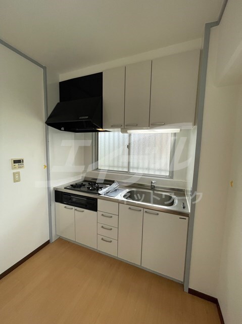 グリースシャトー桃山台の物件内観写真