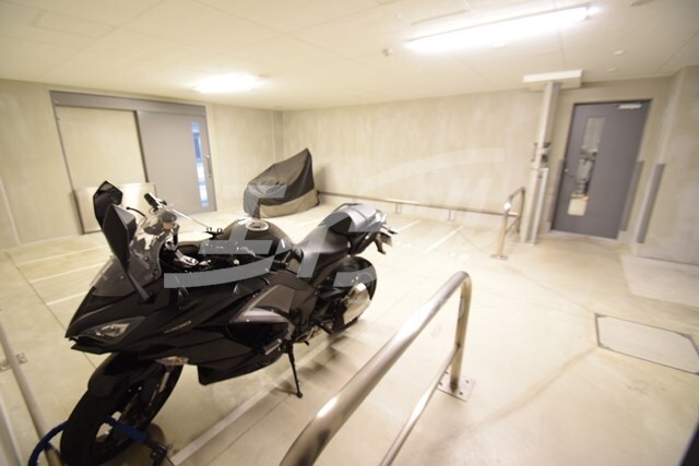 コンフォリア江坂の物件外観写真