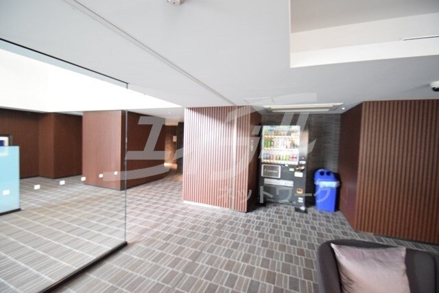 コンフォリア江坂の物件外観写真