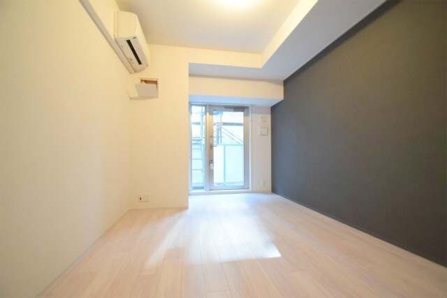 コンフォリア江坂の物件内観写真