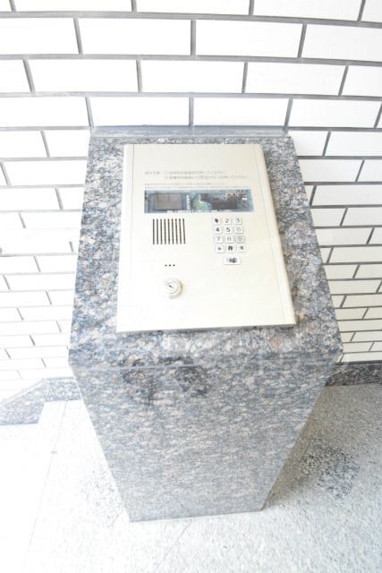 緑地公園駅 徒歩13分 1階の物件外観写真