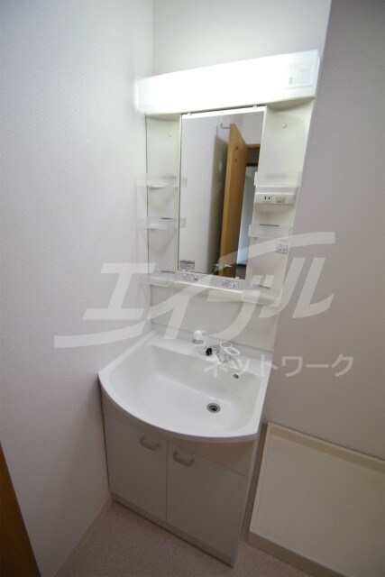 ラフィーネ高塚の物件内観写真