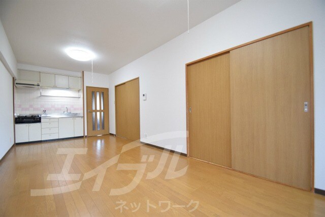 ラフィーネ高塚の物件内観写真