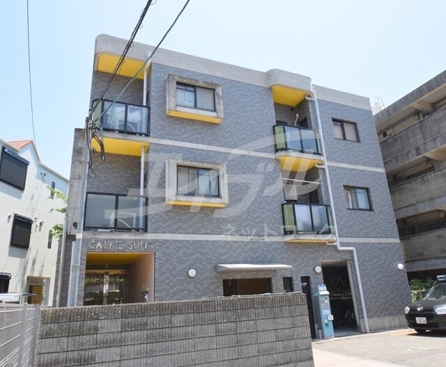 吹田駅 徒歩3分 1階の物件外観写真