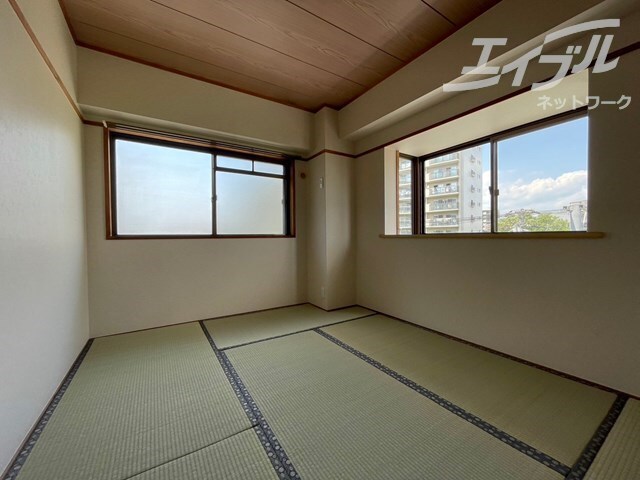 エクレール五月が丘の物件内観写真