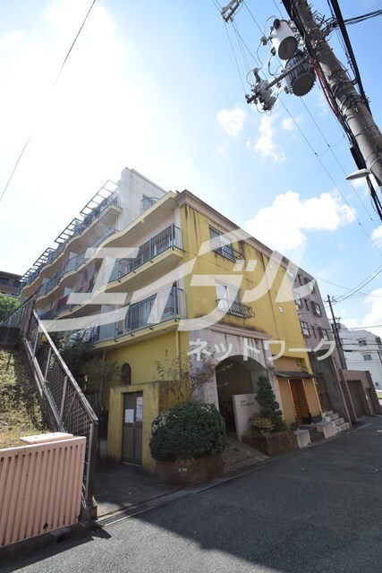 カルム緑地公園Vの物件外観写真