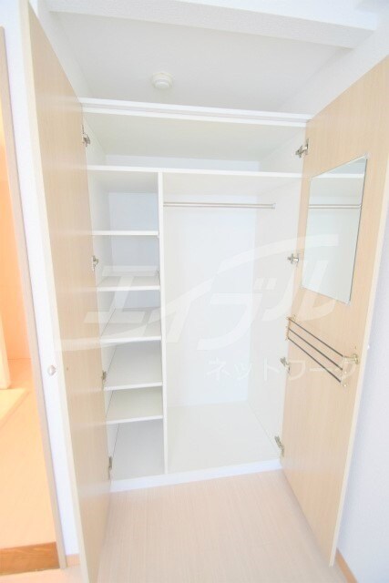 ウィニング・パラ江坂の物件内観写真