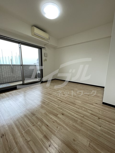 プレジオ江坂の物件内観写真