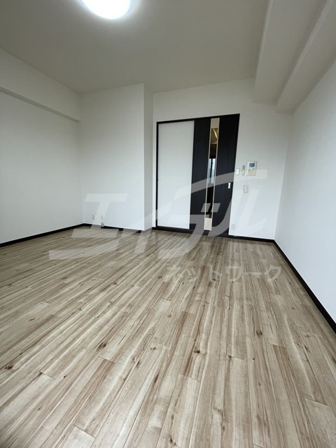 プレジオ江坂の物件内観写真