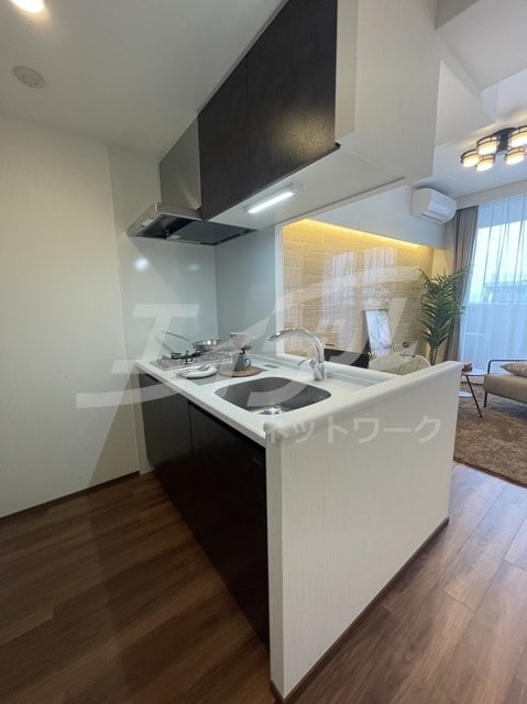 緑地公園駅 徒歩2分 5階の物件内観写真