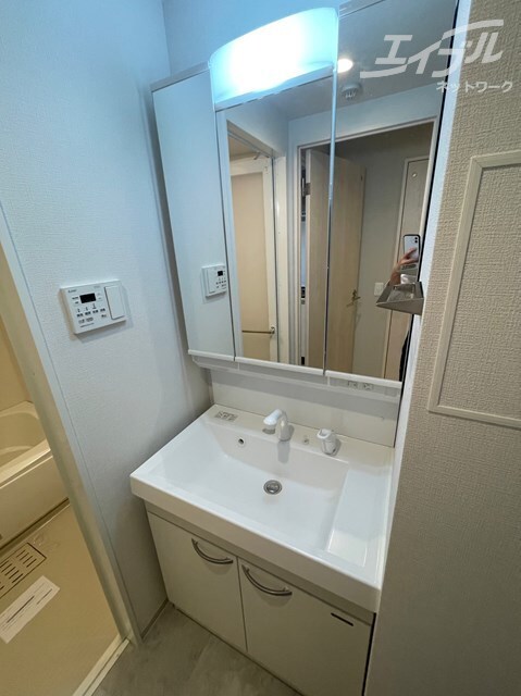 ライブガーデン江坂Ⅸの物件内観写真