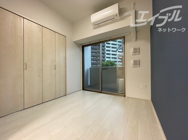 ライブガーデン江坂Ⅸの物件内観写真