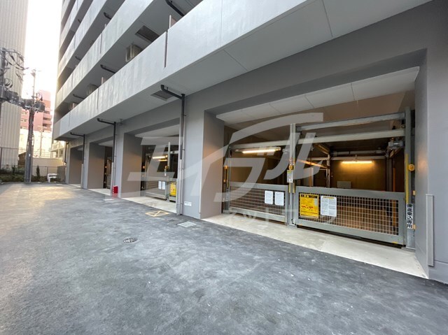 アドバンス江坂ラシュレの物件外観写真