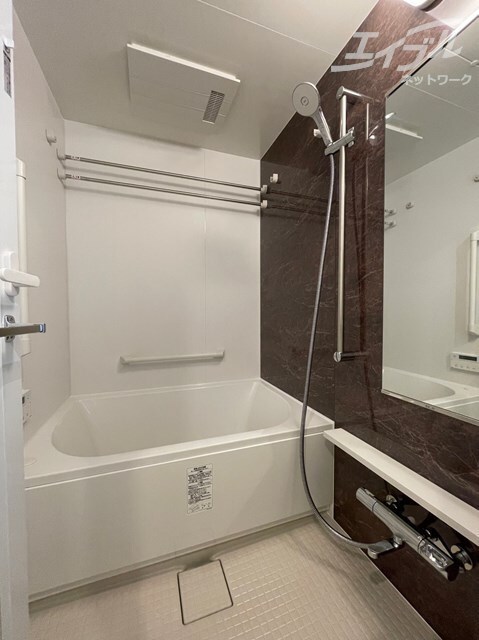 THE MUTUAL 江坂の物件内観写真