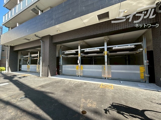 セレニテ江坂エクラの物件外観写真