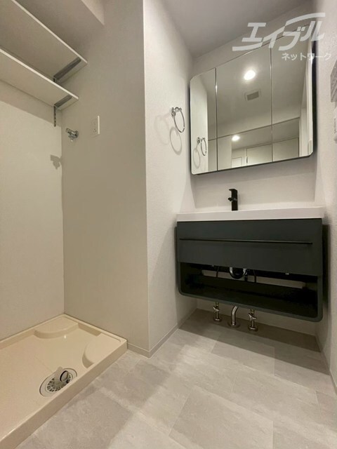 セレニテ江坂エクラの物件内観写真