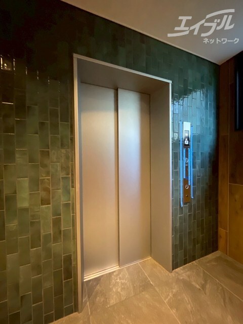 WORVE吹田江坂の物件外観写真