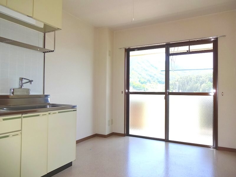 アメニティーヒルズこいわいの物件内観写真