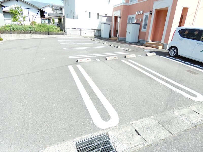 メゾンＦナイヤガラIIの物件内観写真