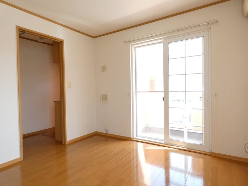 メゾンＦナイヤガラIIの物件内観写真